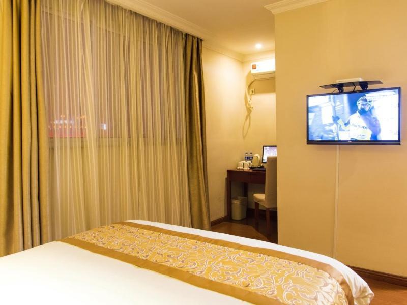 Greentree Inn Jiangsu Taizhou Jingjiang Bus Station Express Hotel Екстериор снимка