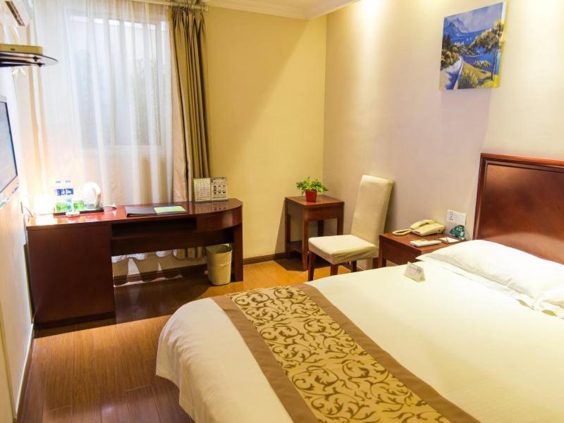 Greentree Inn Jiangsu Taizhou Jingjiang Bus Station Express Hotel Екстериор снимка