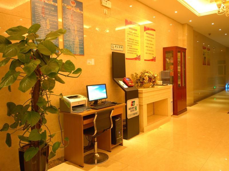 Greentree Inn Jiangsu Taizhou Jingjiang Bus Station Express Hotel Екстериор снимка