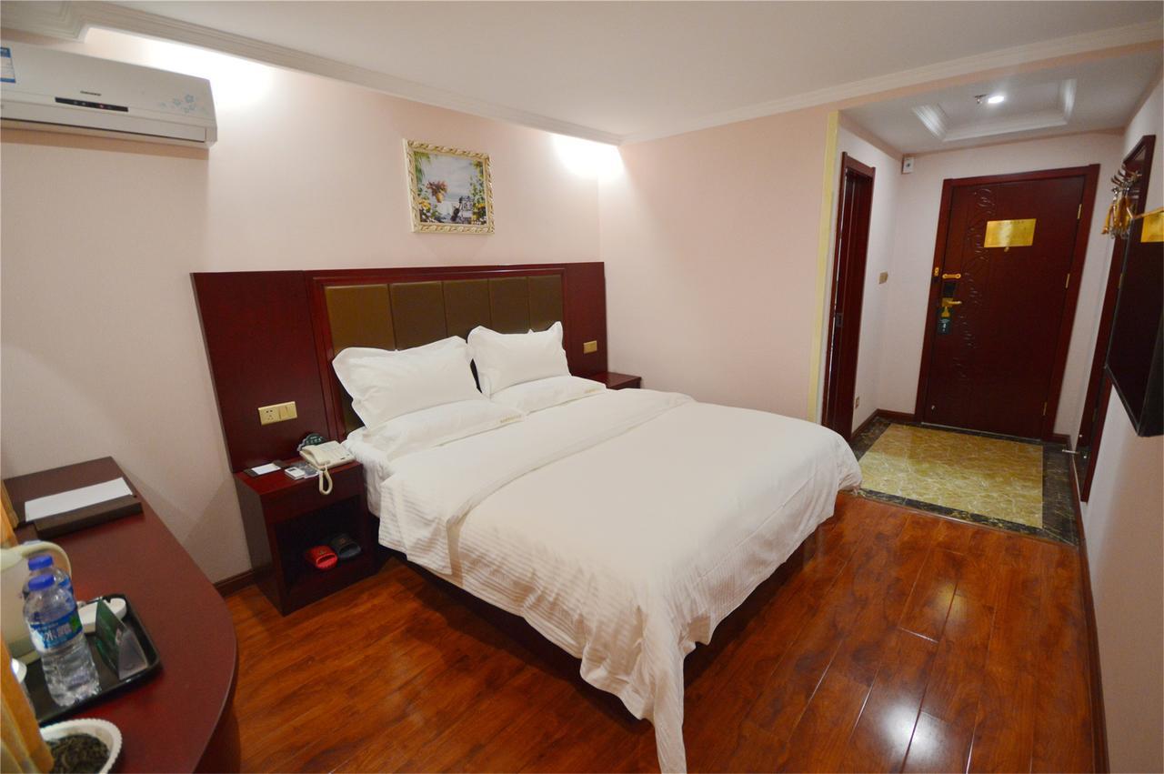 Greentree Inn Jiangsu Taizhou Jingjiang Bus Station Express Hotel Екстериор снимка