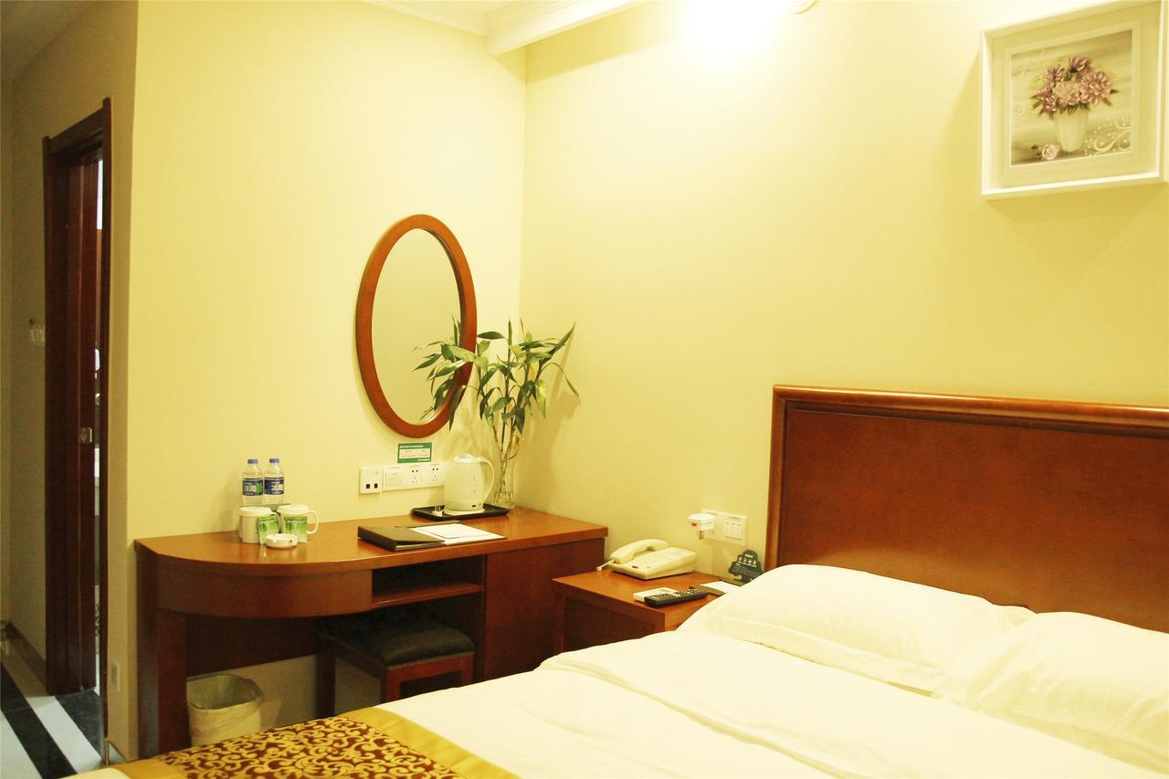 Greentree Inn Jiangsu Taizhou Jingjiang Bus Station Express Hotel Екстериор снимка